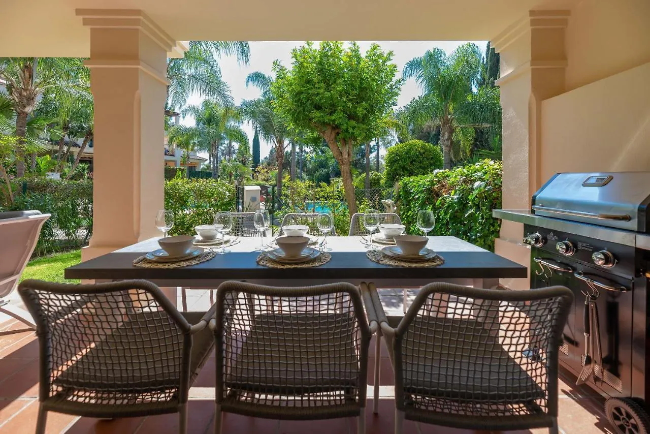 Vacation Marbella I El Palmeral, Golf Valley, Renovated, Fast Wifi Apartment