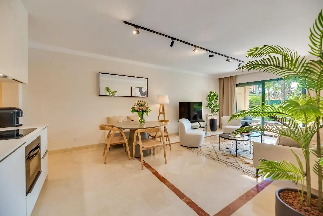 Vacation Marbella I El Palmeral, Golf Valley, Renovated, Fast Wifi Apartment