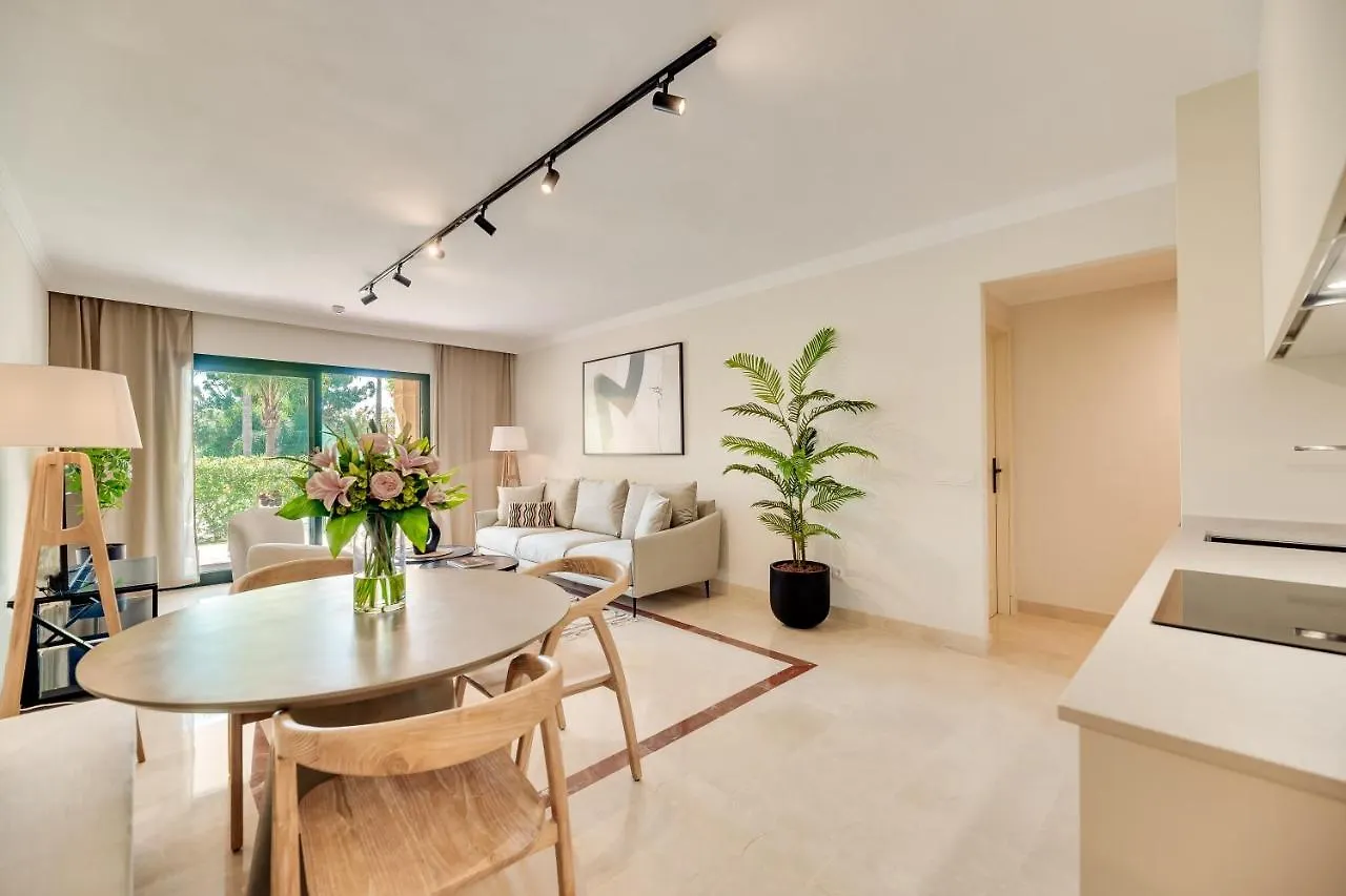 Vacation Marbella I El Palmeral, Golf Valley, Renovated, Fast Wifi Apartamento