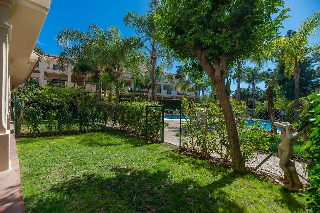Vacation Marbella I El Palmeral, Golf Valley, Renovated, Fast Wifi Apartment